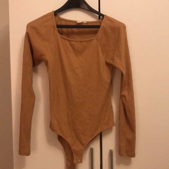 GAP Beige Long Sleeve ribbed Square Neck Bodysuit - Picture 3 of 5
